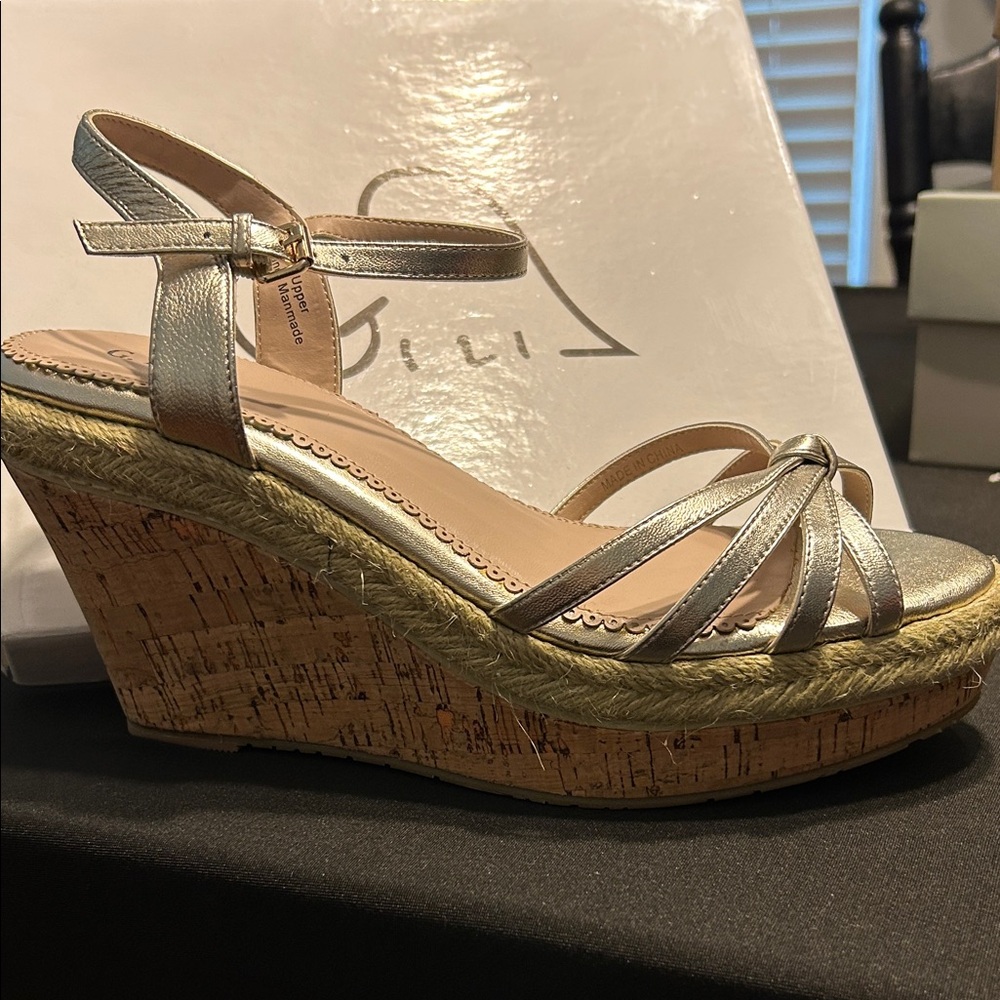 G.I.L.I. Metallic Silver Cork Wedges